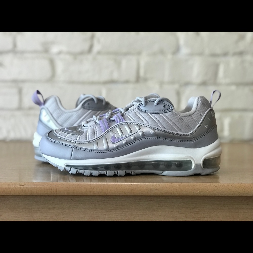Nike Air Max 98 Silver Purple Women's Size 7.5 Sneakers Shoes BV6536-001 New